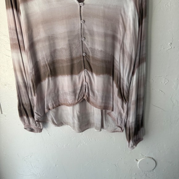 Cloth & Stone Blouse Top Women's Medium Long Sleeve Rayon Button Up Tie Dye - Picture 5 of 8
